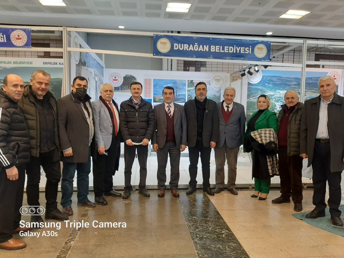 kilicaslan57's tweet photo. Başkent Ankara ANFA Fuar Merkezinde Tanıtım Günlerimiz büyük bir coşkuyla devam ediyor, hemşehrilerimiz ve kımetli Ankaralılarla özlemimizi paylaşmaya hasret gidermeye devam ediyoruz.
#SinopTanıtımGünleri
#ANSIDEF https://t.co/HhnMTF2kwn