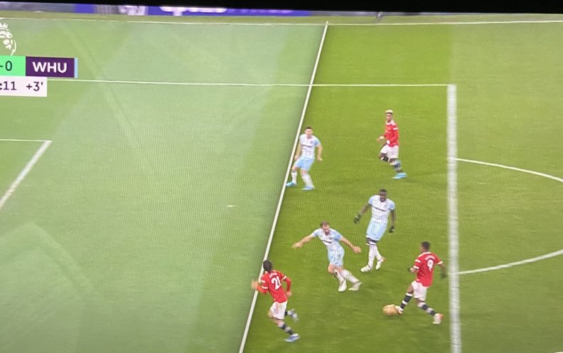 LefoTheof's tweet photo. @eddie_frimp @ManUtd @MarcusRashford ? https://t.co/p62O7dPOJX