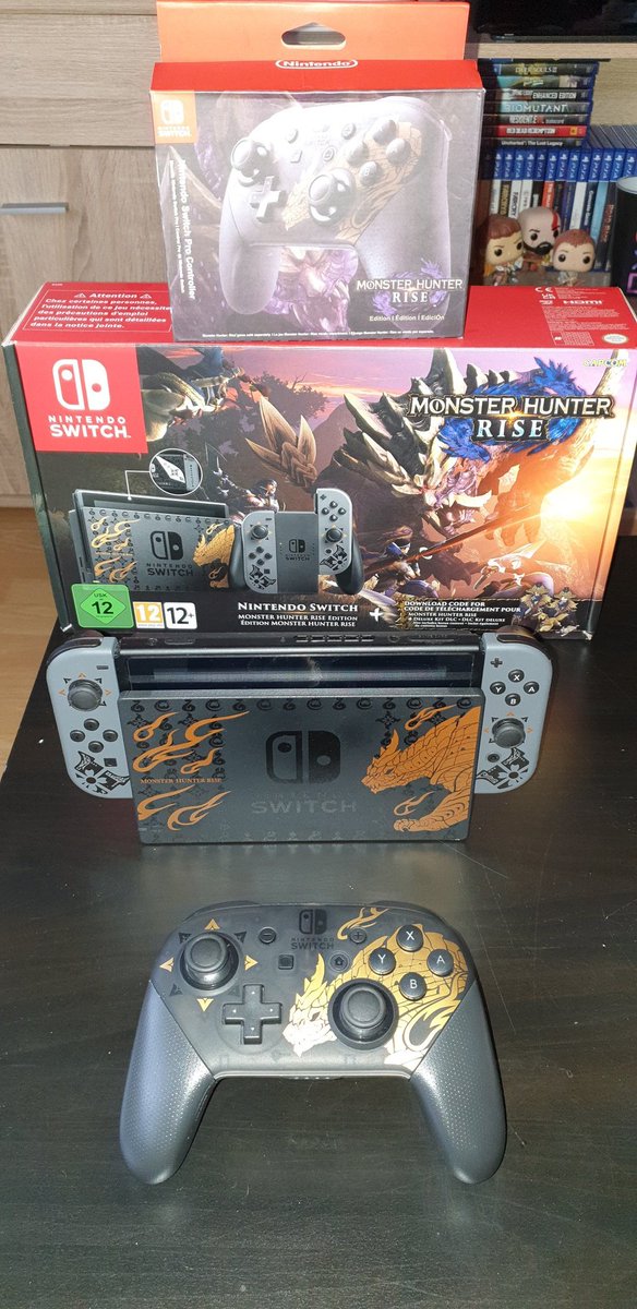 Grosminet57's tweet photo. Arrivage du jour #ManettePro #Switch #MonsterHunterRise pour accompagner ma #Switch 😍😍😍 https://t.co/d55PGB3xIQ