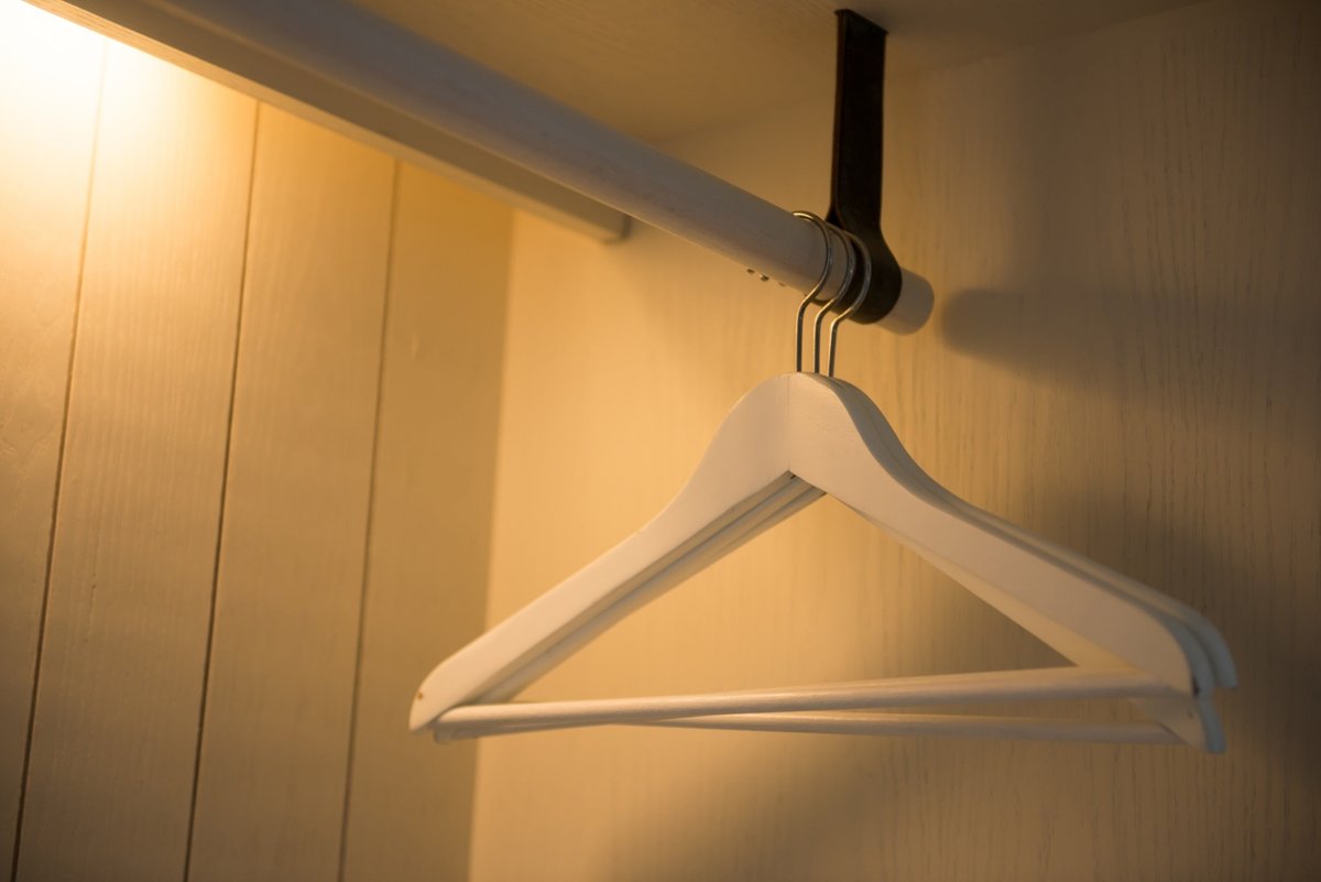 cuaimacate's tweet photo. Having good closet #lighting can help make the space easier to navigate. Check out these #hometips for ideas.  https://t.co/adGqpOBQLr https://t.co/umTsaJNSGT