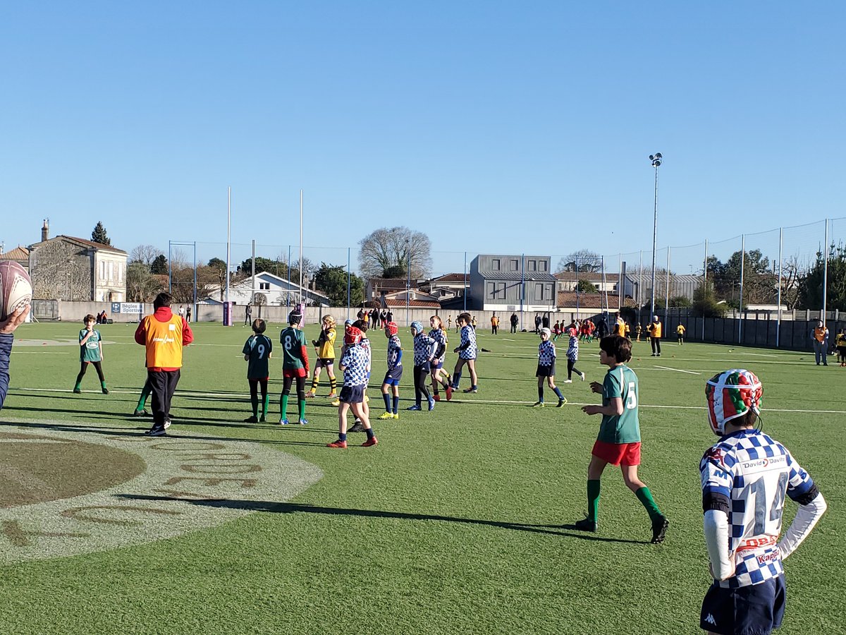 FlorianDarcos's tweet photo. @Villedebegles  Ville Sportive 🏉

J'ai eu la chance d'applaudir, aux côtés Michel MAILLET, Jean MOTHES..., les joueurs @CABBG.

Belles actions 💪
Joueurs, entraineurs, bénévoles et supporters enthousiastes.😀

Présence @UBBrugby  et @ubbespoirs pour voir relève prometteuse. https://t.co/AybNWQTDhm