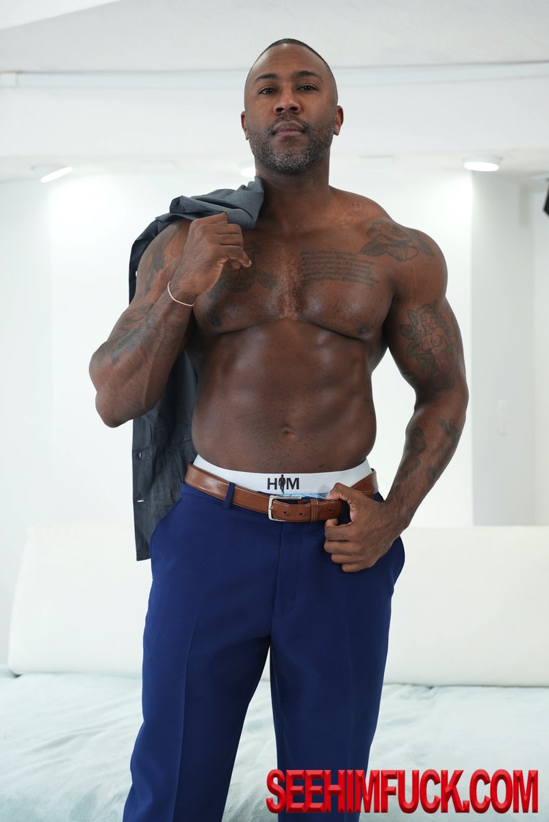 HIM.

@VicLowreyXXX 

🔗 bit.ly/viclowrey