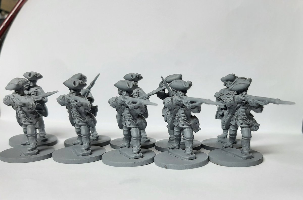 _EccentricMan's tweet photo. How much white lace!

French Indian War British Line by #GallopingMajor https://t.co/f0jgziTq0i