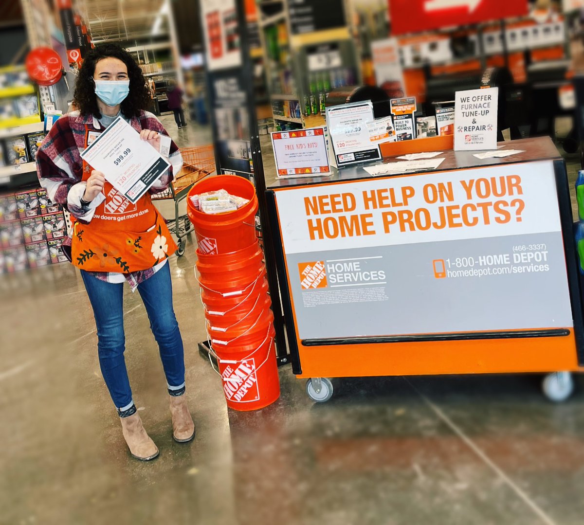 Got our focus on HVAC here at #2211proud this weekend🙌🏼 We’re ready to help keep your furnace in tip top shape this winter☃️ #2211doesitforyou @JOakleyTHD @JohnnyTBush @ryanfox_5024 @mjgolf74 @HDMarthaMendoza