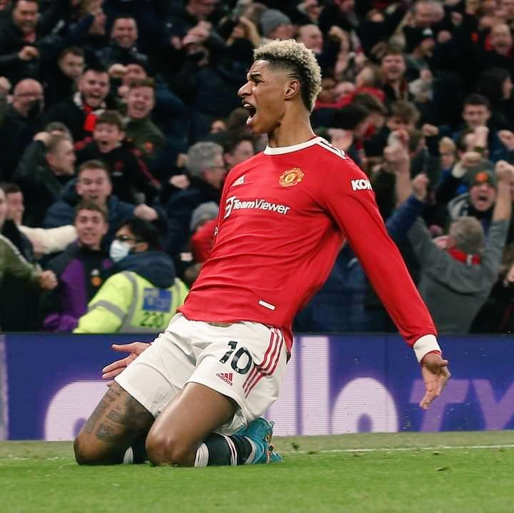 AluochSuzy's tweet photo. Rashford💪💪💪💪Get in...

3 important points  ..

#chubbybae
#CristianoRonaldo 
#ManchesterUnited 
#Hustlernation https://t.co/rAA878QQUC