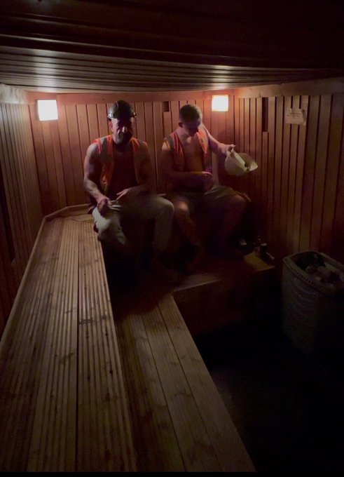 Me and @Stevenbarrett41 tend to get distracted at work 😜  Full vid on OF 👇 https://t.co/eKbgi4YTG0 https://t<a class="tags" href="/tag/stevenbarrett41">@stevenbarrett41</a><a href="/tag/wedding"class="tags"><span>#wedding</span></a><a href="/tag/weddingcakes"class="tags"><span>#weddingcakes</span></a>