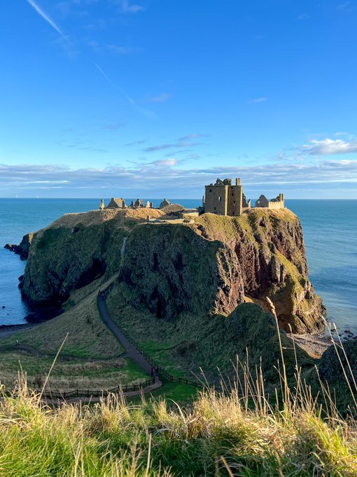 2 pic. I’ve fallen in love with Scotland ??????? https://t.co/BAydupG7lj