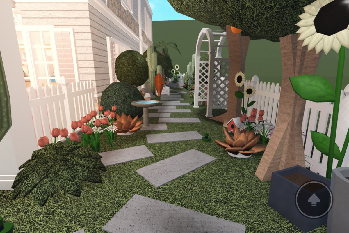 AveryBuilds's tweet photo. Hello Lovleys💖 Today i did The berry garden Hope u Love it🌼 https://t.co/xC3xXus763