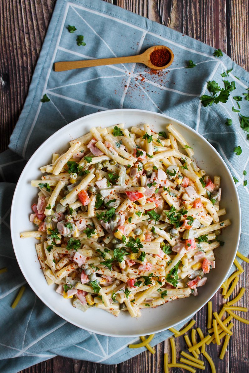 cook_homey's tweet photo. Creamy Pasta Salad

This amazing pasta salad with mayo, yogurt, ham and vegetables is so easy to do. You can enjoy it as a quick lunch, dinner or as a side dish.

Check out the recipe on : https://t.co/ddxYFZWcys https://t.co/HOnwSyDEkW