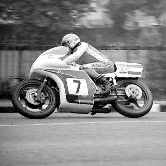 popsyosh34's tweet photo. IOM 1975
Jack Findlay 🇦🇺7⃣🏁
830cc Norton Challenge
#PuddingBasin https://t.co/BhHPMwfeJC