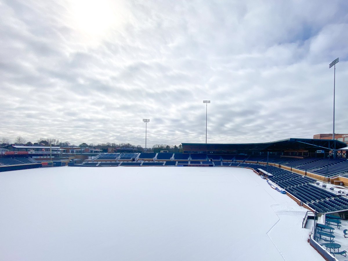 beccasefter's tweet photo. Winter Wonderland at the DBAP! ❄️ @DurhamBulls @BigweatherABC11 @wralweather https://t.co/sjynGg4vrv