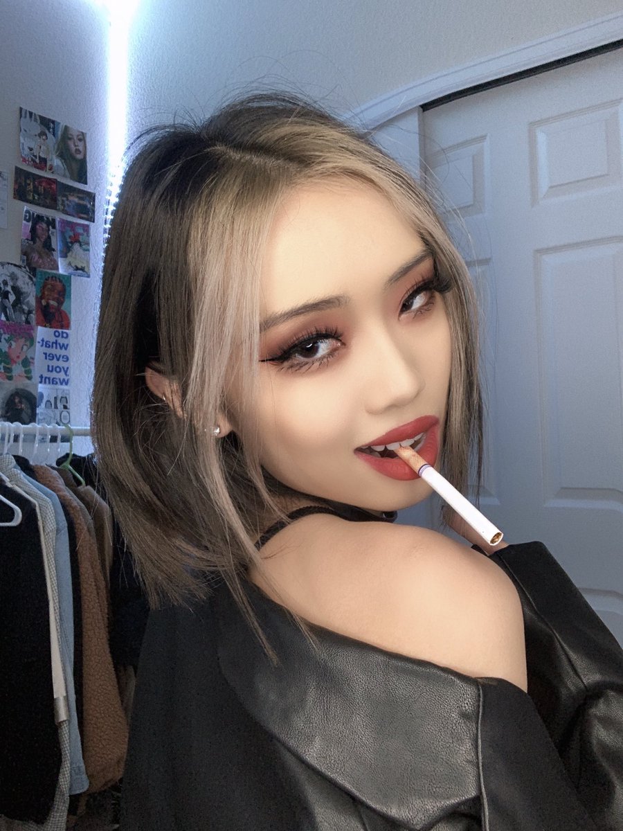 chael࿎ tweet media