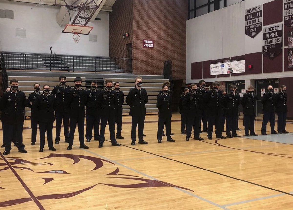 Beaver_JROTC's tweet photo. Last Friday at 0600, the battalion met together for a leadership lab. During the lab, cadets were awarded ribbons and team cords for their hard work and dedication! Throughout the day, cadets were inspected on their uniforms during their class period. https://t.co/dB5SjmBQNp
