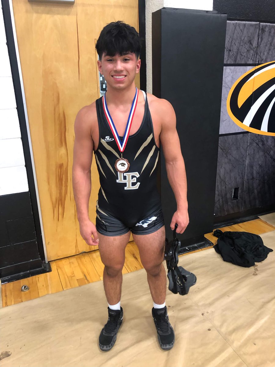 Ramsey Dela Cruz goes 3-1 to bring home a medal at the panther classic! We are Little Elm! ⁦<a href="/leisd/">Little Elm ISD</a>⁩ ⁦<a href="/LittleElmHS/">Little Elm HS</a>⁩ ⁦