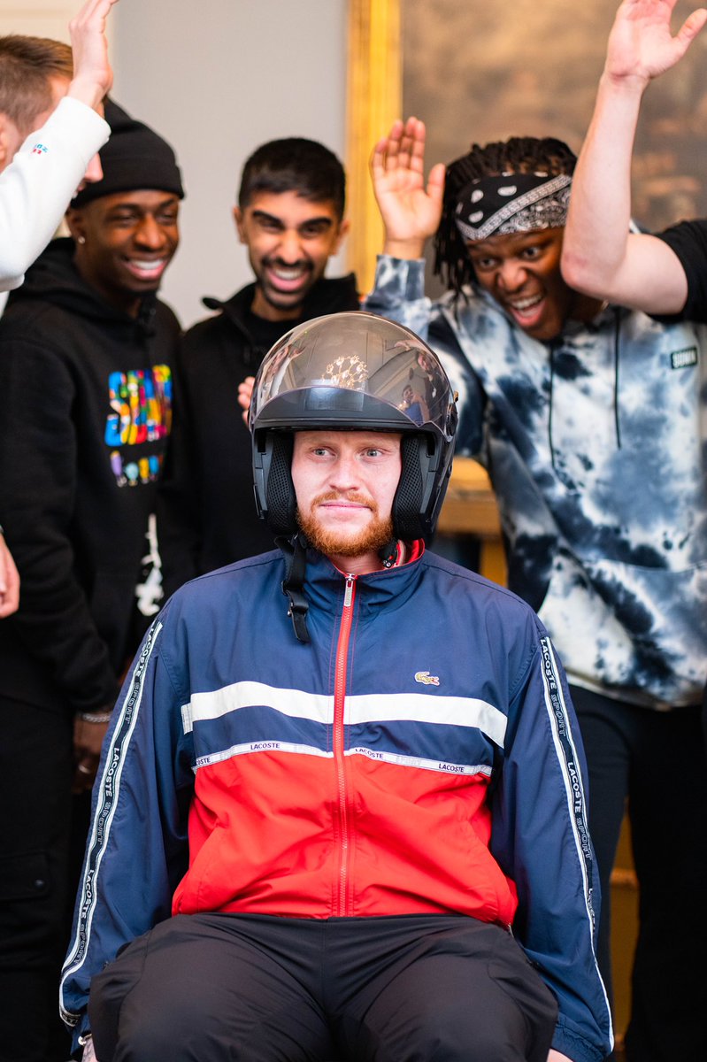 Sidemen's tweet photo. SIDEMEN HELMET GAME

https://t.co/6gmQWQ28mB https://t.co/SQD3T4tLFo