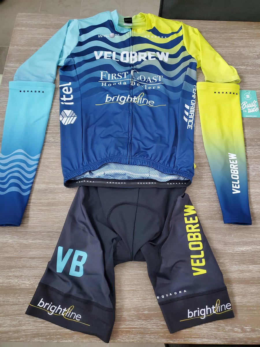 velobrewracing's tweet photo. New kit day!  @squadra making this year's version look 🔥🔥🔥

Can't wait for it to warm up and get out in it.  #builttoride #kitdoping #kitinspiration #teamiseverything #cyclingkit #cyclingapparel 

Ready to represent these supporters in style @FirstCoastHonda @GoBrightline https://t.co/yG7rN91l4V