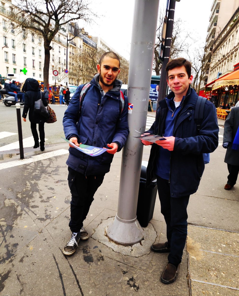 FranckLC's tweet photo. Ce matin avec l'équipe de @ReconqueteXiv - @ReconqueteParis au contact des habitants du #14e pour présenter le programme de @ZemmourEric - @Reconquete2022 !
Un excellent accueil de la part des #Quatorziens qui eux aussi veulent du changement !
#ZemmourPresident2022 
#Zemmour2022 https://t.co/asJ5ABNNae