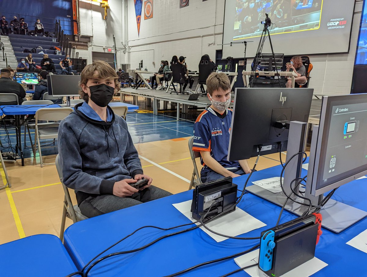 Harris_Math's tweet photo. After Swiss Play at @IHSEA_org SSBU Tournament, @LPLancers have 4 players making the cut of top 32/115 - Sr. Shaan Patel (#2), Jr. Rowan Clark (#3), Sr. Leo Nevarez (#5), and Jr. Luke Mayers (#24). Bracket play starts at 2:30 and can be seen on twitch. https://t.co/gvSN9cJjSN