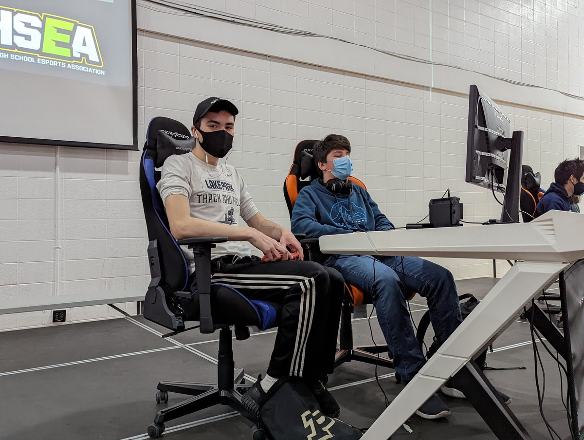 Harris_Math's tweet photo. After Swiss Play at @IHSEA_org SSBU Tournament, @LPLancers have 4 players making the cut of top 32/115 - Sr. Shaan Patel (#2), Jr. Rowan Clark (#3), Sr. Leo Nevarez (#5), and Jr. Luke Mayers (#24). Bracket play starts at 2:30 and can be seen on twitch. https://t.co/gvSN9cJjSN