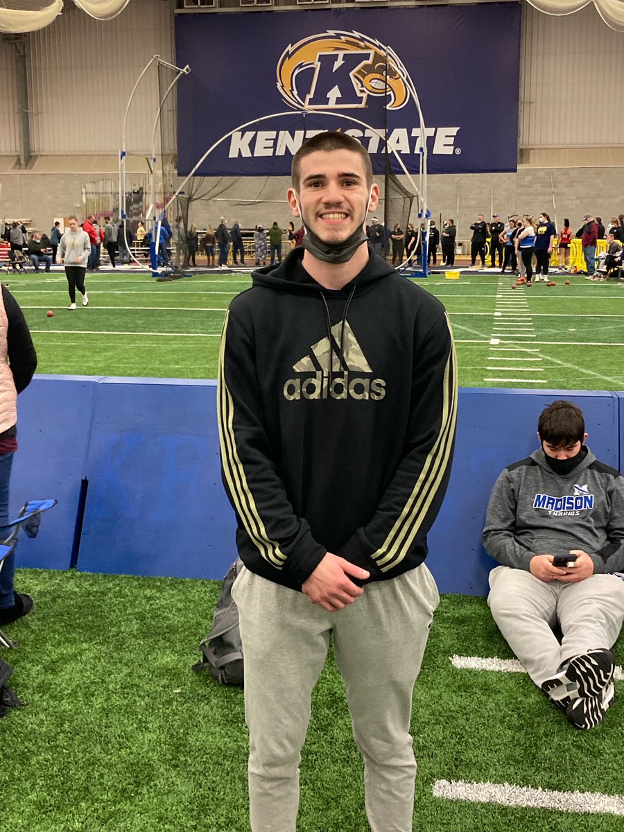 Congratulations to Cameron Soss! New Triway Indoor Track &amp; Field 60m dash record holder. 7.13s! Great job Cam!