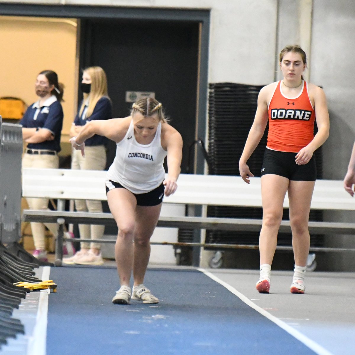 cunebulldogs's tweet photo. #CUNEtrack | Field events are in full swing from the Polar Dog Invite. https://t.co/CDLLNbpmHD