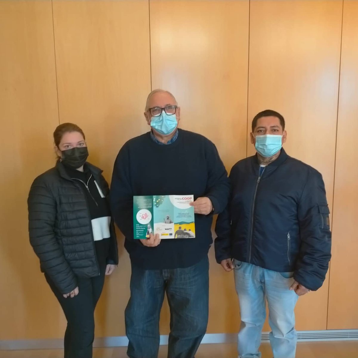 plataforma_inte's tweet photo. Y reunidos trabajando para hacer éste nuestro Año. GRACIAS POR VUESTRO APOYO. https://t.co/HUSdtngCsu
