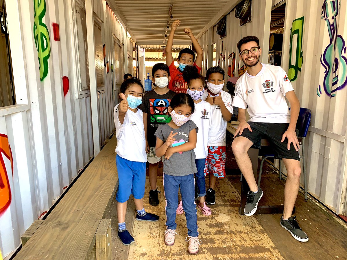 UParaisopolis's tweet photo. Sábado musical com a turma de musicalização infantil l
.
.
#unidosdeparaisopolis #instrumentodetransformaçao #musica #brasil #paraisopolis #percussao #educacao #protagonismo #unidossomosmaisfortes https://t.co/sRVVkAfFOg