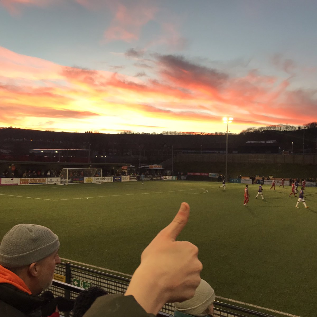 What a sky and what a result! @safc @SAFCSeadogs 
#Yorkshire 
#Scarborough 
#nonleaguefootball 
#landscapephotography 
#satisfying