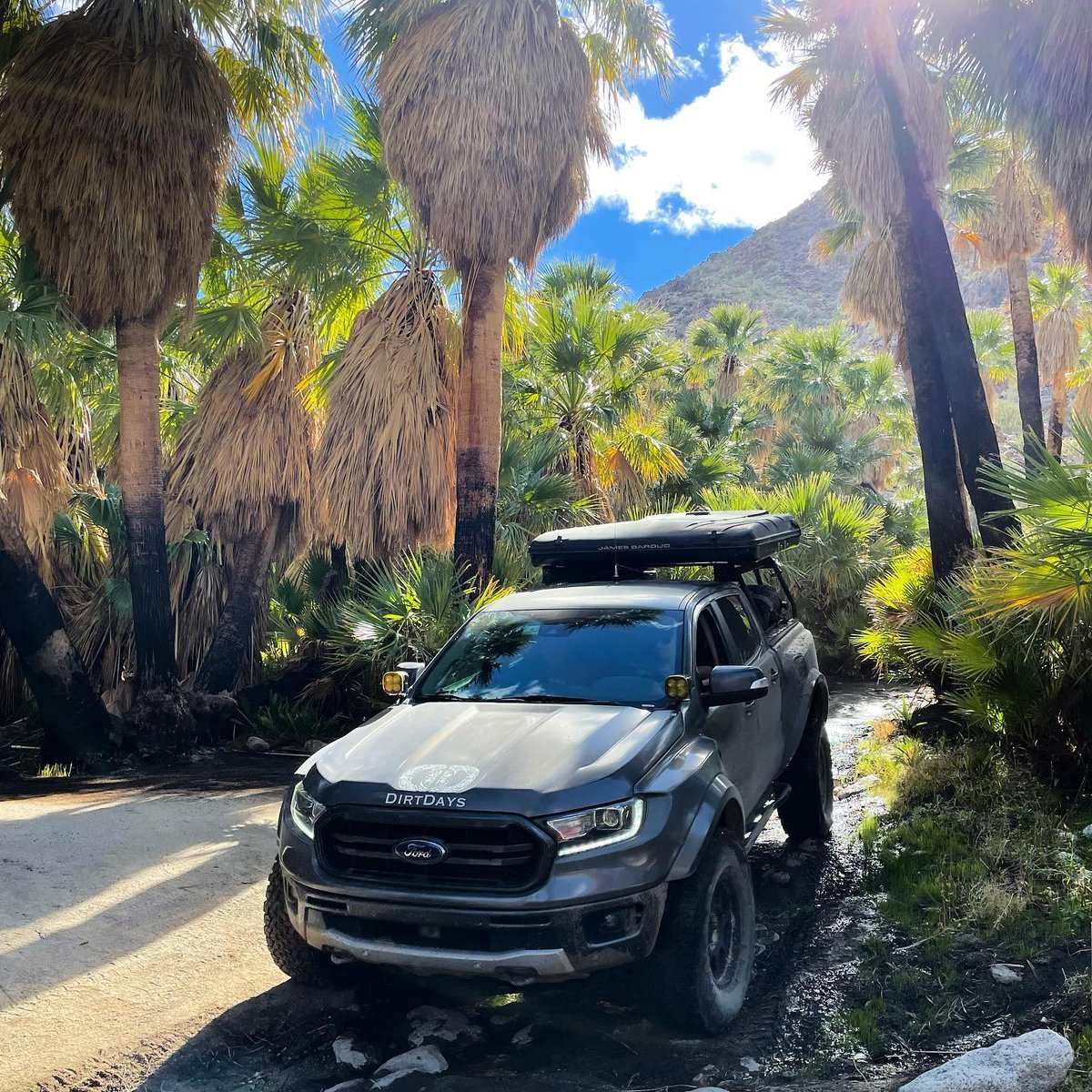 galpinautosport's tweet photo. When was the last time you went on an Adventure?!

Long time customer @lp_166 is no stranger to taking her Raptor or Ranger, anywhere!

#dirtdays #offroad #fordranger #fordtrucks #fordraptor #baja #bajacalifornia #camping #letsgoback #galpinautosports #4x4 

📷 @lp_166 https://t.co/UVzvzx8zUR