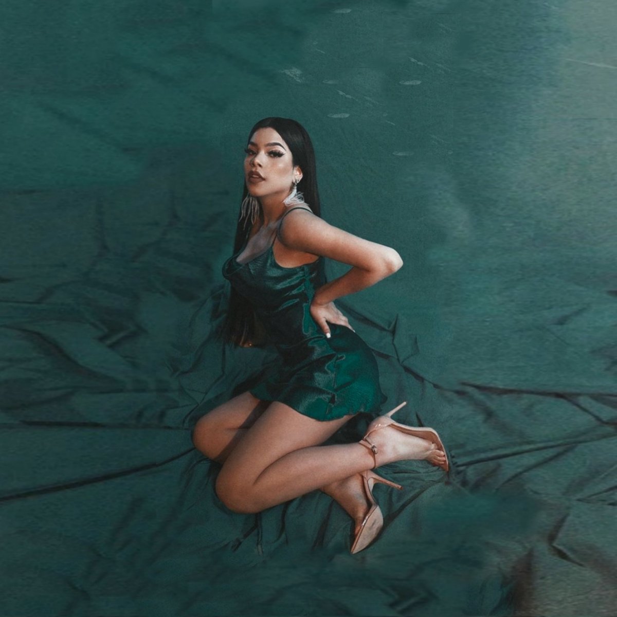 Queen_Os_'s tweet photo. #NuevaFotoDePerfil https://t.co/DaKa6NZIHf