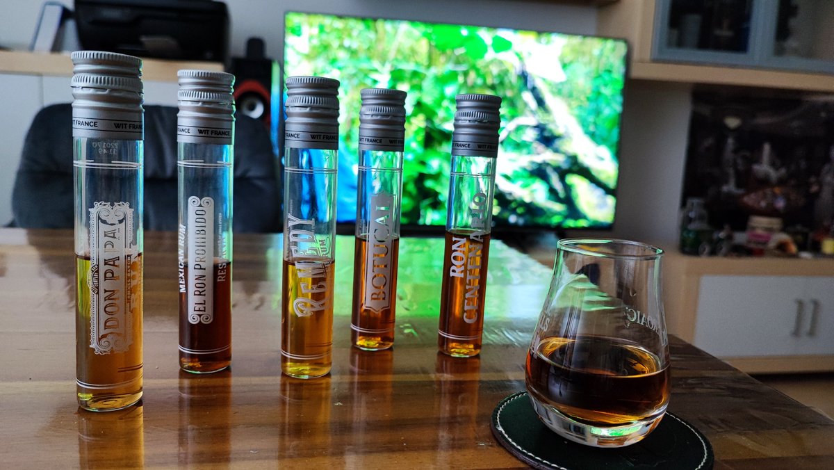 twitermurat's tweet photo. #Rum, #DonPapa,#Botucal, #Remedy...🥃 , #Salud https://t.co/IZybqy2T9X