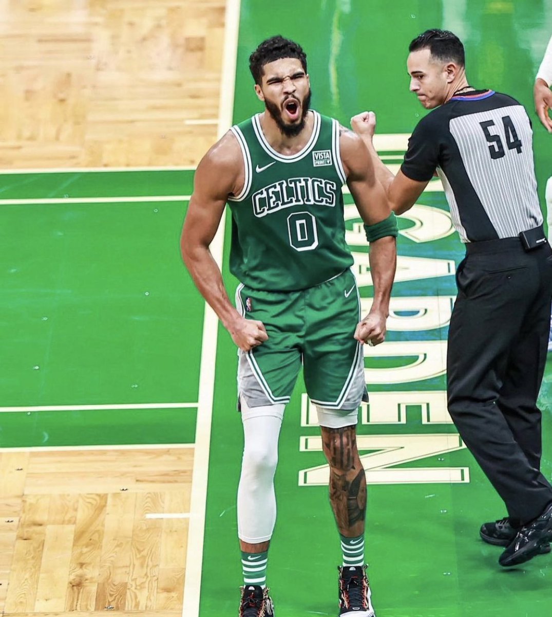 CELTICSVSREFS's tweet photo. People really blaming Tatum when he did everything he could for us to win. Who cares if his three point shots not falling he’s driving in and getting calls the thing we been wanting for years now GROW UP PEOPLE #JaysonTatum #NBAALLSTAR https://t.co/JhqSZ7CaES