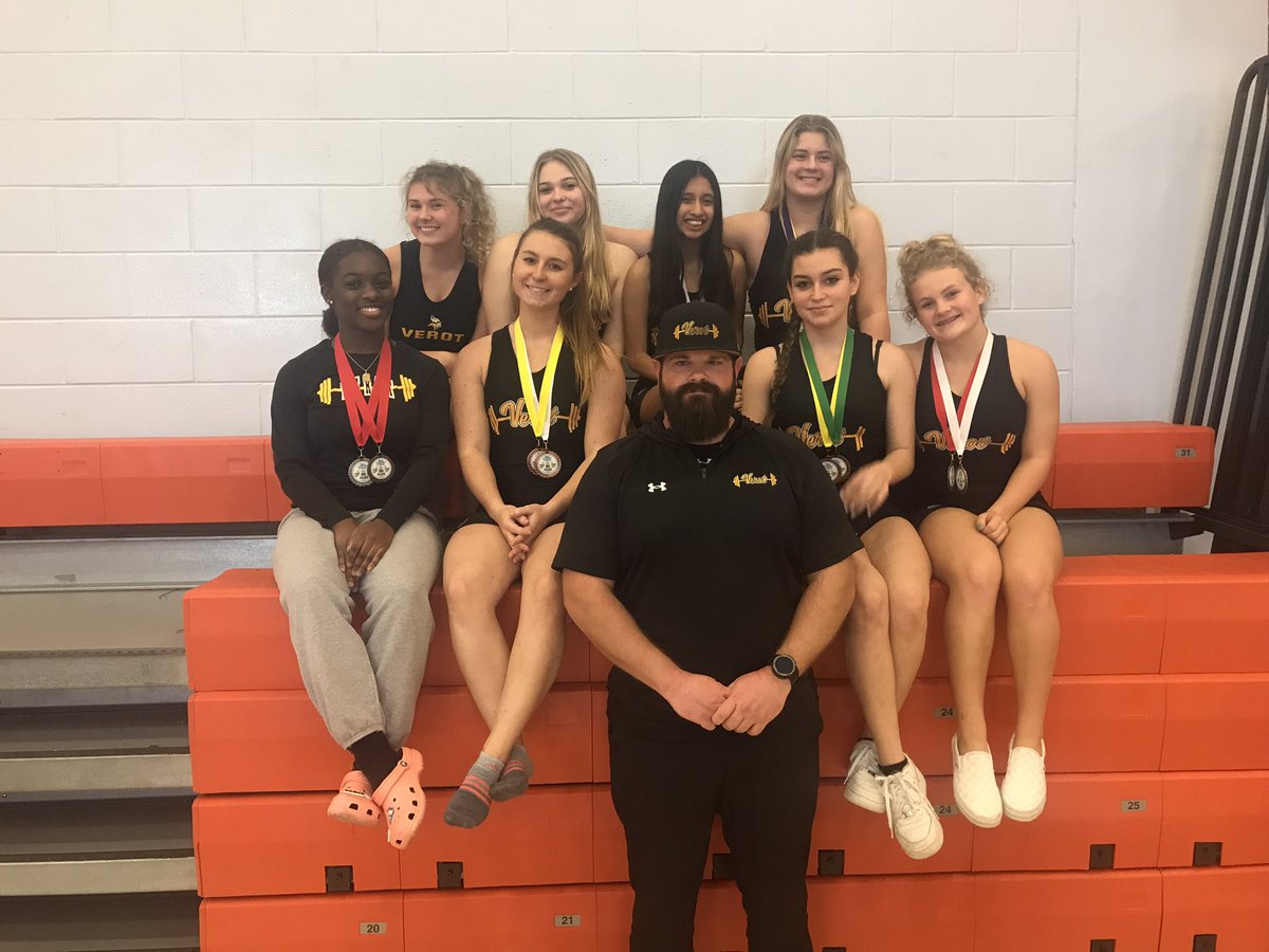 Bishop Verot Girls Weightlifting tweet media