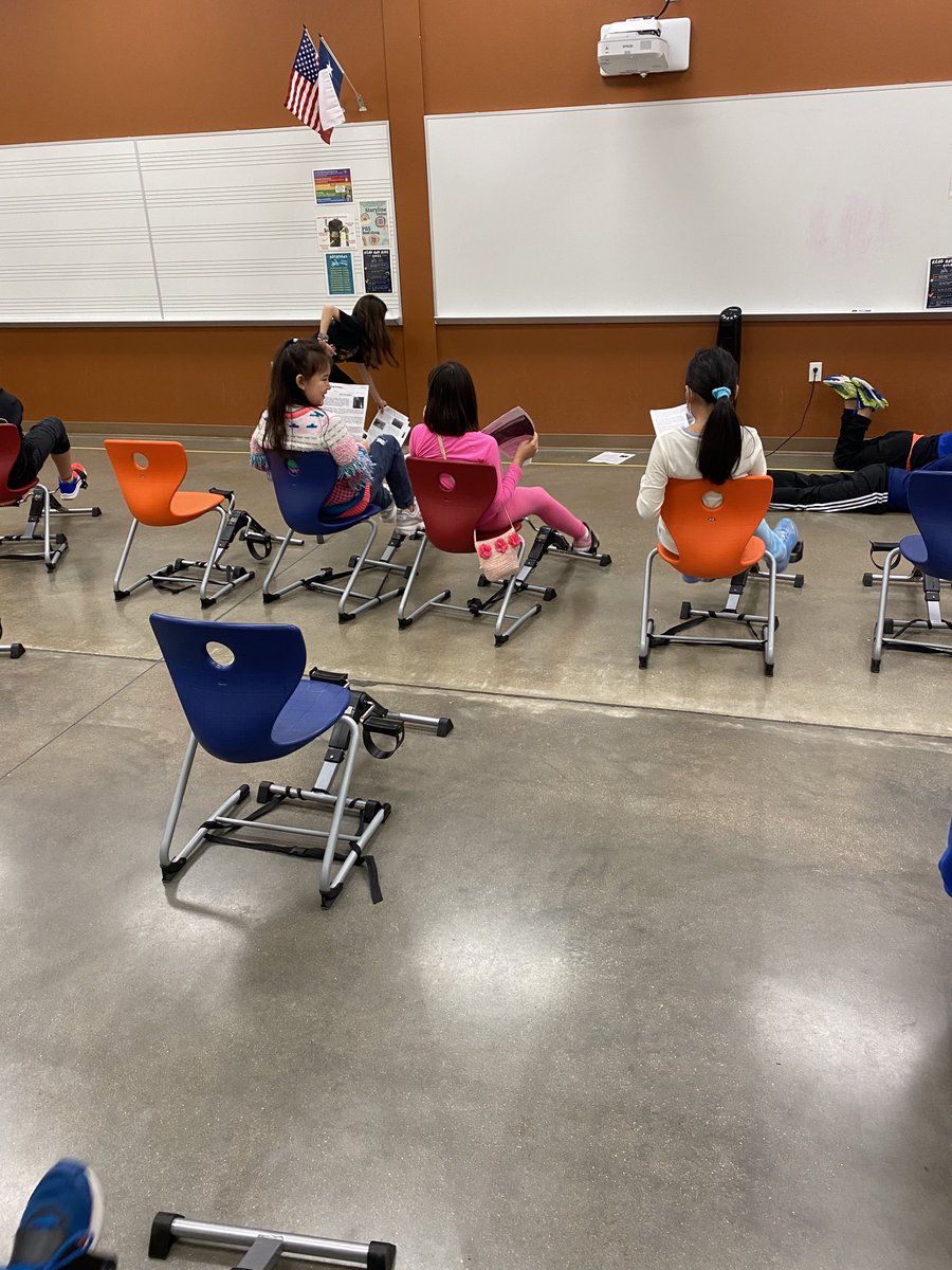 Sts love learning about weathering, erosion, and deposition in the Read &amp; Ride room. #sycamoreyr5 #sses #iamdsisd