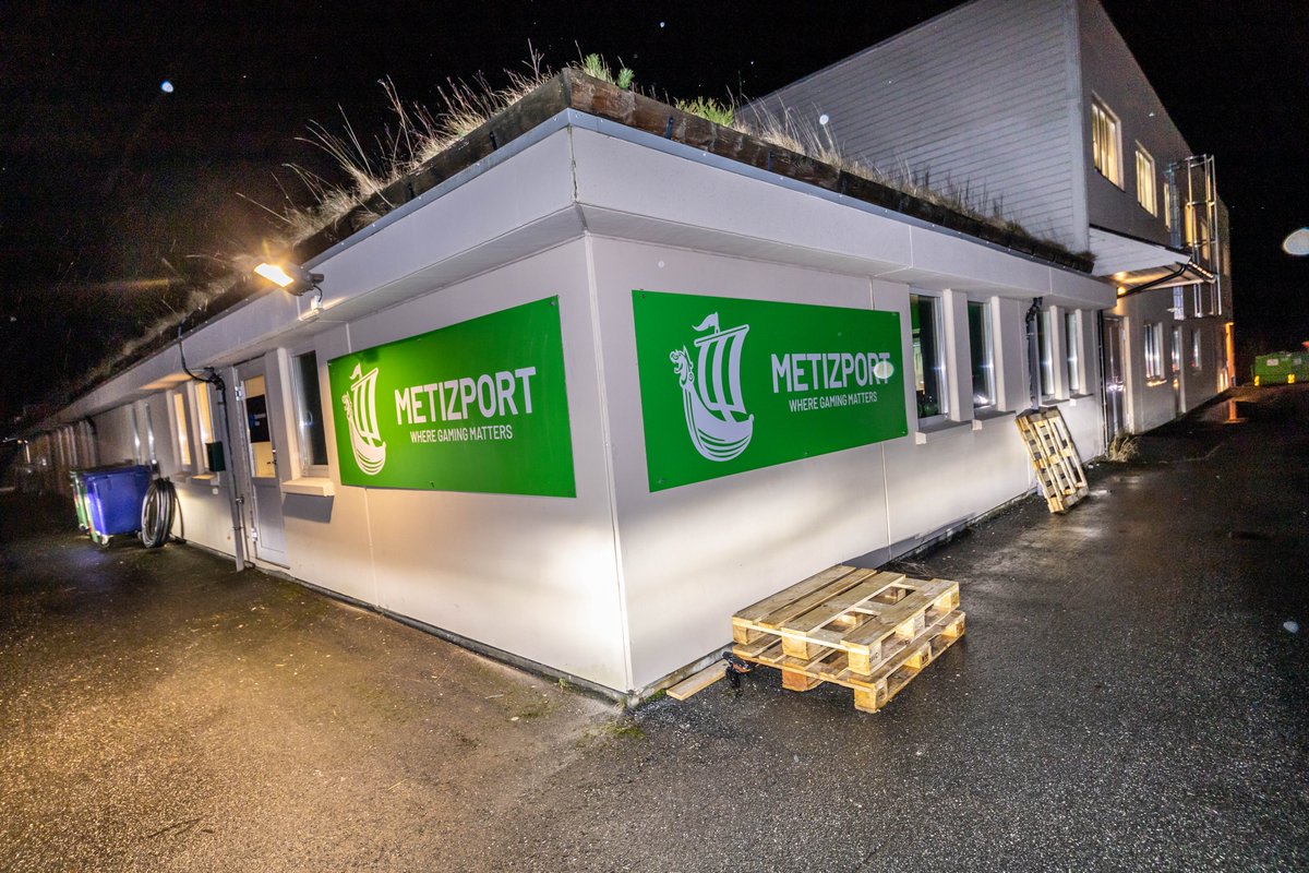 Metizport's tweet photo. Tomorrow. 15:00 CET.
#wheregamingmatters💚 https://t.co/6yb96JKkfP