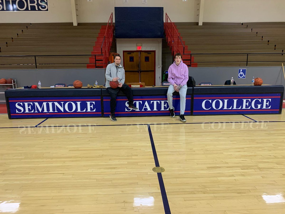 NextLevelAthle3's tweet photo. Time to get ready for the bounce back! Congrats my man @alexxvargo on signing with Seminole state college. Everyone goes on different paths in life and looking forward seeing you on the next chapter in your life.

#KeepGrinding
#NextLevelAthletics 
#expandthebrand 
#dopepic https://t.co/CEU47B8BO2