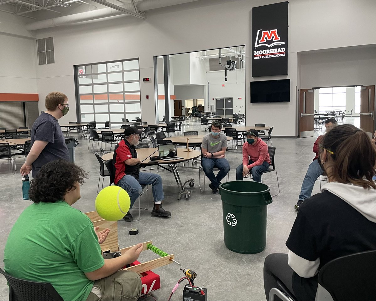 Working with former <a href="/stem_fm/">STEM Alliance FM</a> mentor now w/<a href="/FRC648/">QC Elite Team 648 - Flaming Squirrels</a> on zoom and with our partner Team 7048 in new space <a href="/MoorheadSchools/">Moorhead Area Public Schools</a> 😃