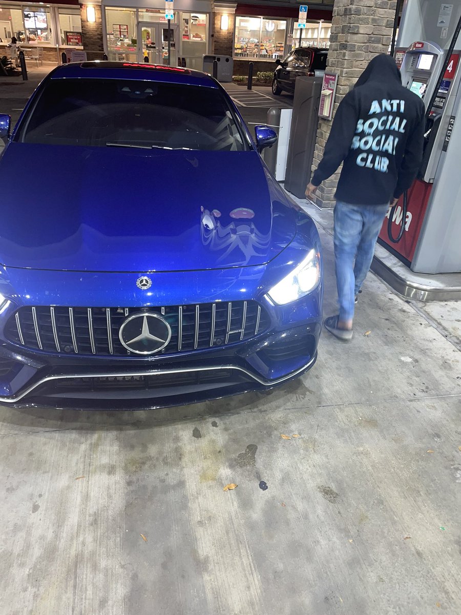 Zone2cdai's tweet photo. I’m just a young nigga livin fast 💨 #longlivejd💔 https://t.co/sKk29UQGbM