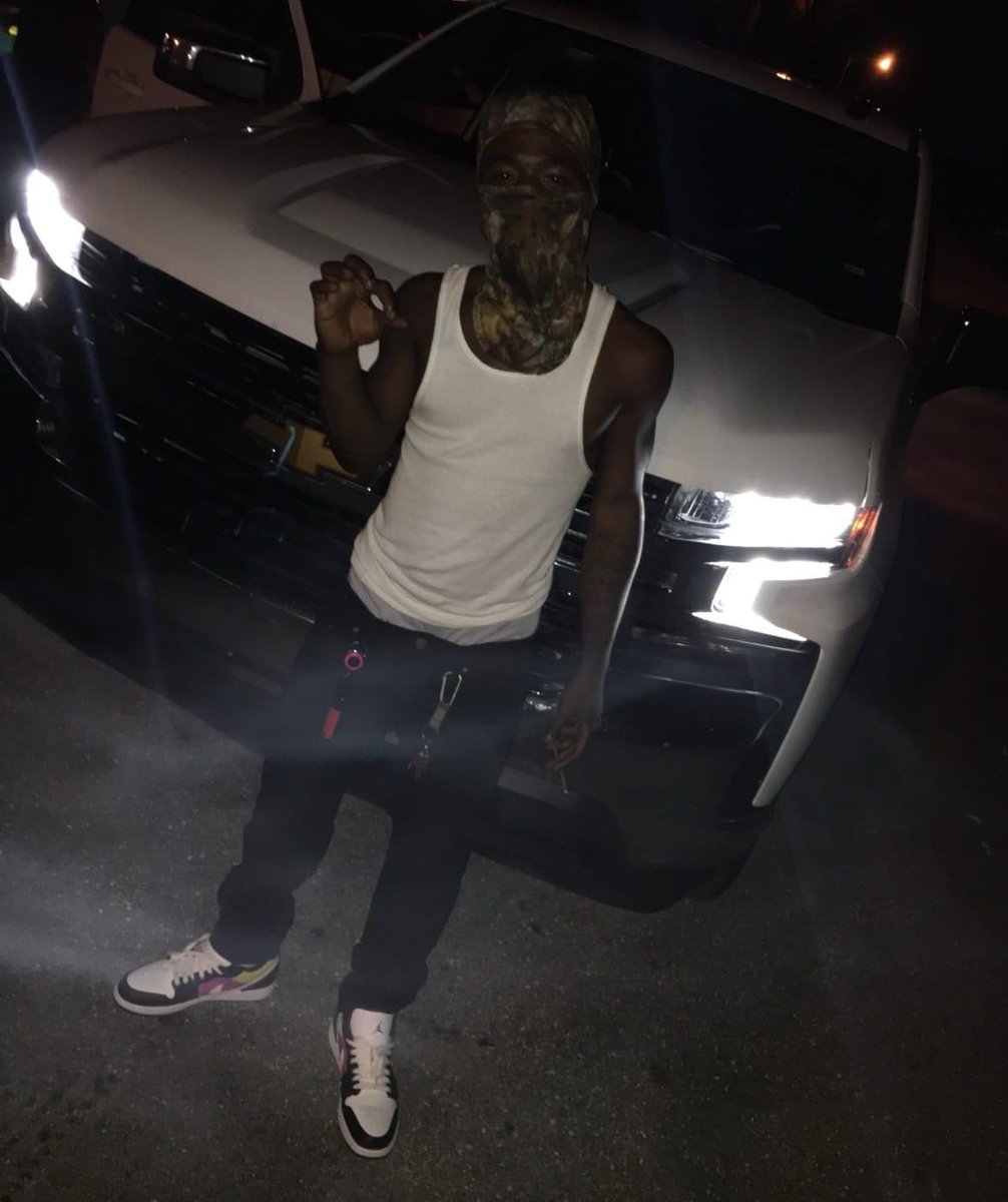 Freaky720's tweet image. Wh27p it’s a 20z world ✌🏾👇🏾🩸😈