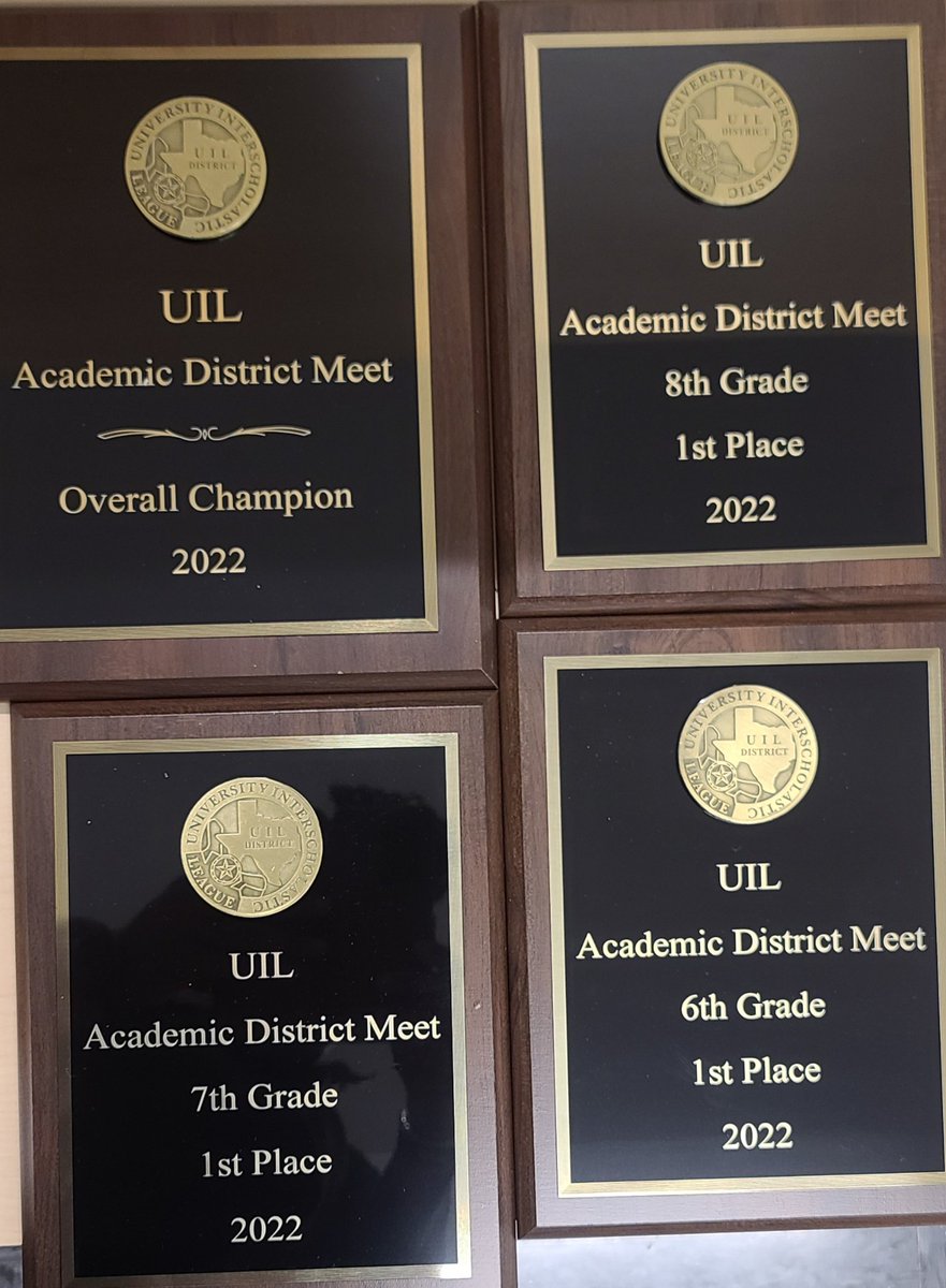 Mrs_Harris25's tweet photo. UIL competition today and our GNMS kids did awesome taking 1st overall! I love recruiting them in 6th grade and working with them for the next two years on their Spelling and Dictionary Skills! I even learned a little about Number Sense and Mathematics! ๐๐ช๐ฝ #GNMS #ThisisAvid https://t.co/PgTfsWFuZ4