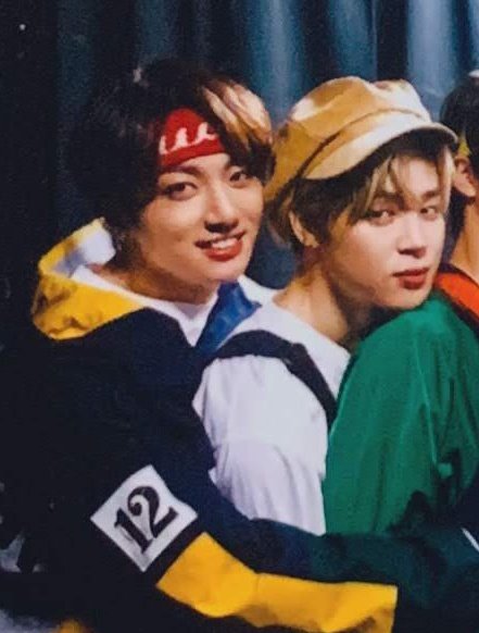 stopkookminpls's tweet photo. THIS JIKOOK https://t.co/TQduRxQ6Na