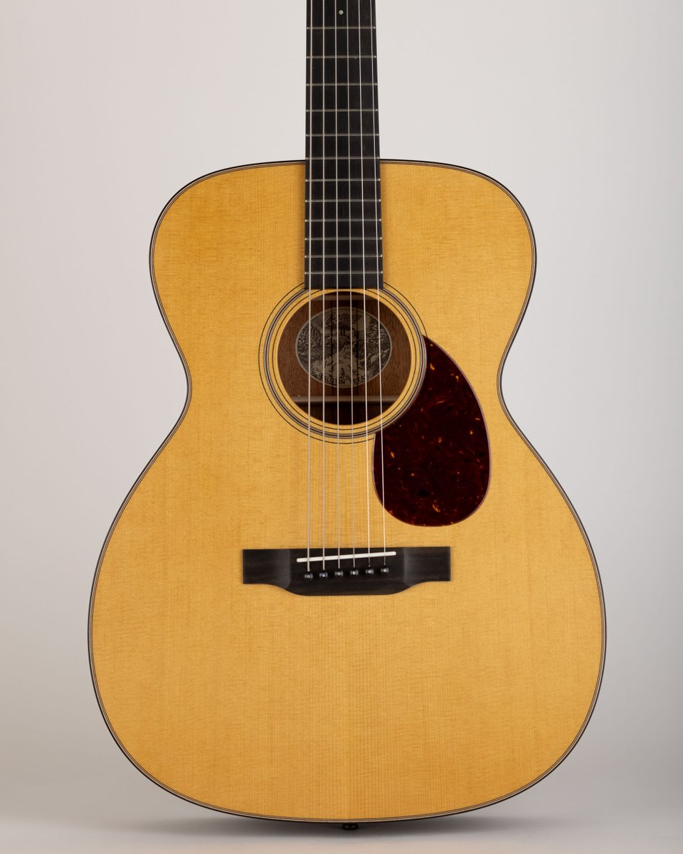 collingsguitars's tweet photo. If you're on the hunt for pure and articulate tone, understated appointments, and endless versatility, look no further than this @julian_lage Signature OM1 JL. headed to our friends at Ron's Pickin' Parlor in Stanfield, NC.
#collingsguitars #builtfromthesoundup #julianlage #tone https://t.co/KrzOSOREDP