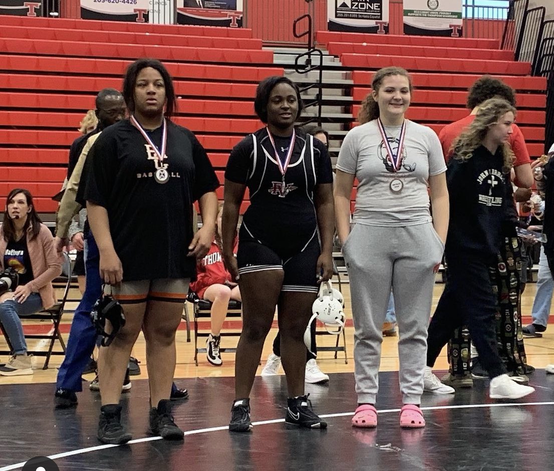 coachrandl's tweet photo. FIRST EVER STATE PLACER AT @SaralandHigh ‼️‼️‼️‼️ 

Congrats @JaylaLofton ‼️ 
#wrestlelikeagirl 
@SaralandSoftba1 https://t.co/ymLRR9vuHu