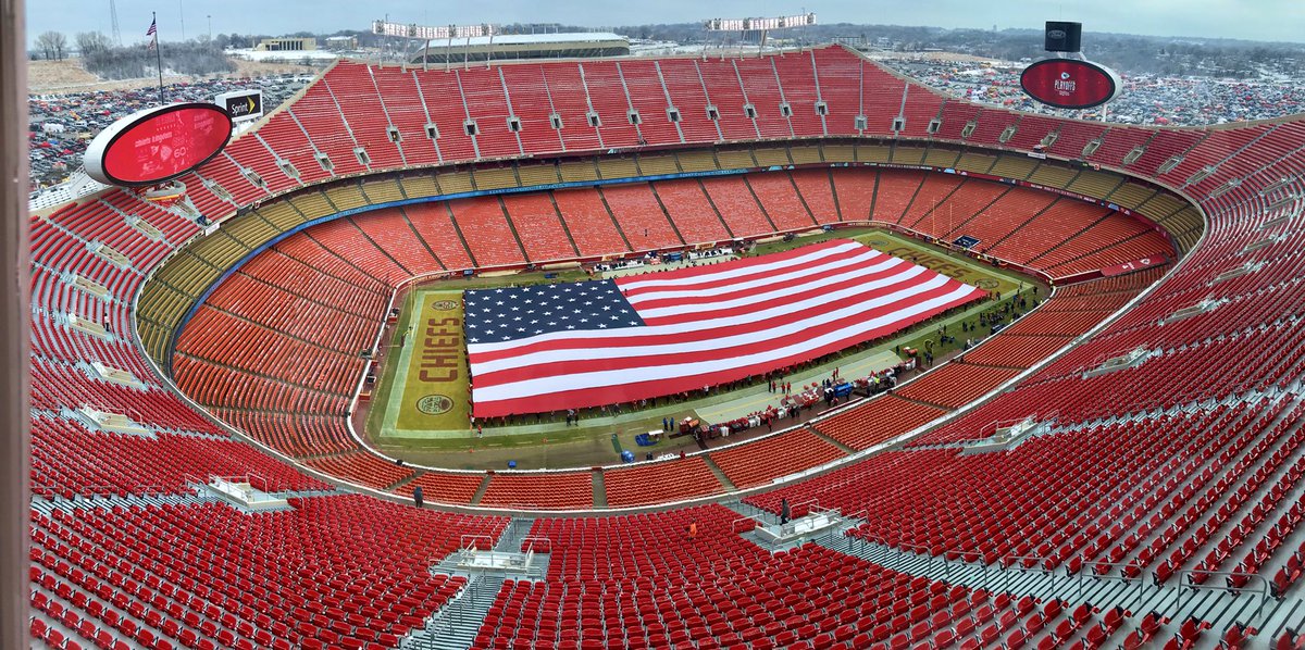 RobCollinsTV's tweet photo. Arrowhead Stadium is going to be straight 🔥🔥🔥🔥 Sunday Night. #ChiefsKingdom https://t.co/BKL2G0czoO