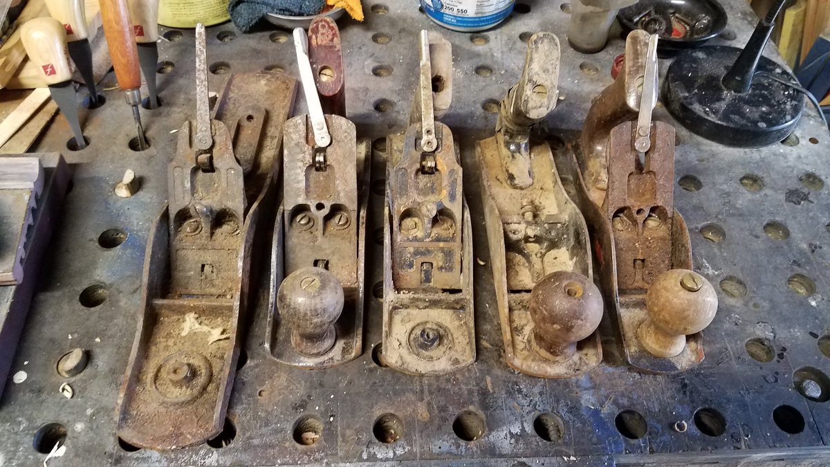 NickMilanovich's tweet photo. Final done restoring these #handplanes that I picked up from a box of junk parts. They are all Frankenstein planes and meant to be workers and I will not make them shiny and polished.
#restoration #handplane #tool #tools #woodworker #woodworking #vintage #antique #vintagetools https://t.co/SeJ6AbkLEt