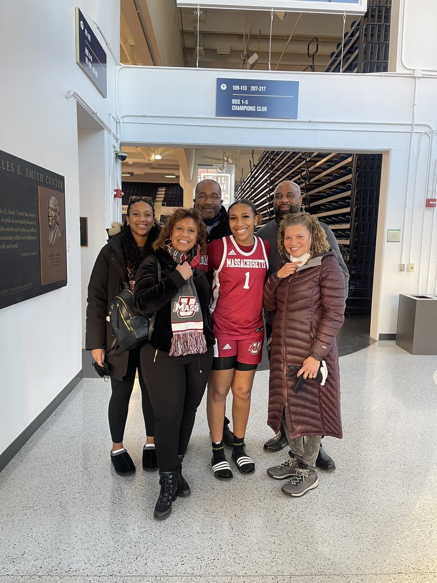 UMass Women's Basketball tweet media