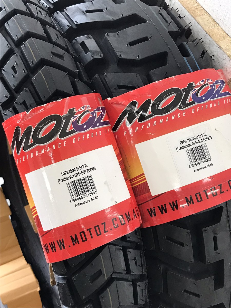 grifftire's tweet photo. MOTOZ
Tractionator GPS
テネレ700入荷。

モトズステッカー、メーカー様からたくさん頂きました。

ステッカー欲しい方はグリフまで！
無料配布中です。 https://t.co/qfhRRCGauM
