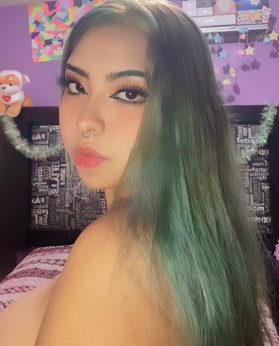 Alexa_R04's tweet photo. Esta foto se merece más Rt y Follow, para empezar a subir de nuevo nudes🔥 https://t.co/moGRdLVYn7