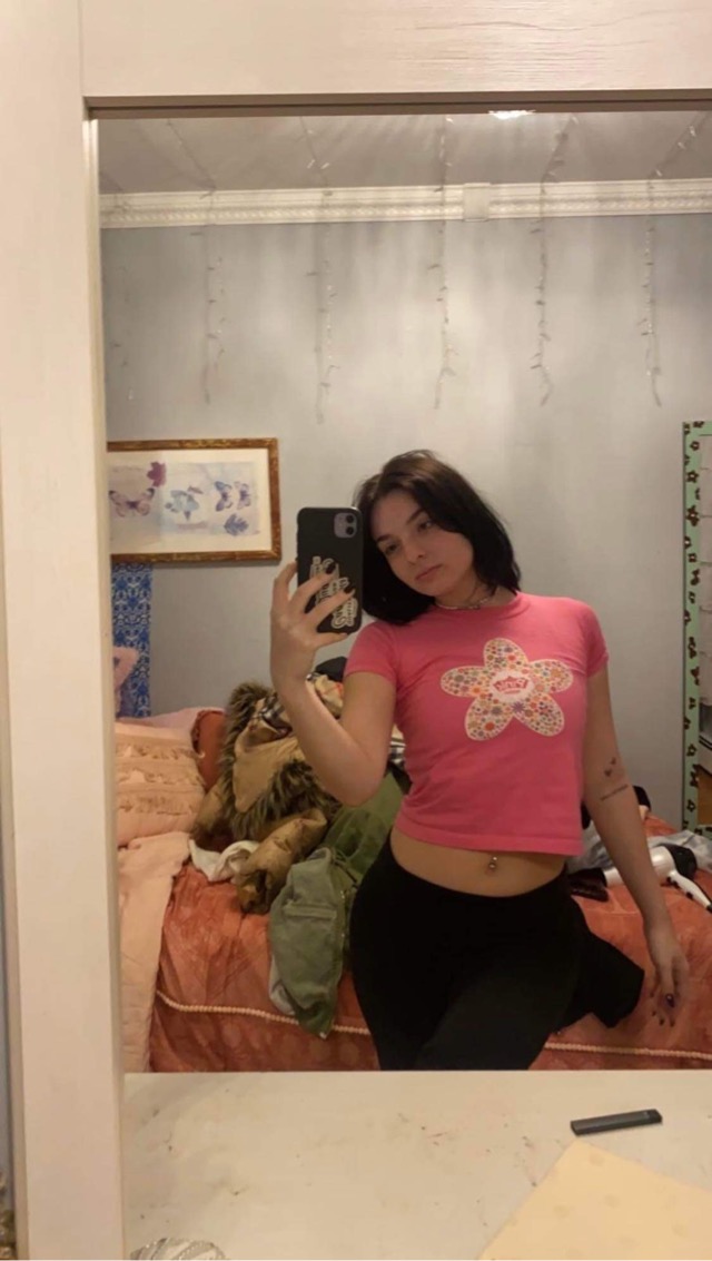 EmmaPemma03's tweet photo. Who wants my tight #virgin #cunt wrapped around their hard cock #hornydm #nsfwtwitter #cumtribute #cockrate #impregnateme #bbclover #snowbunny #daddy #daddydaughter #pussy #interracialsex #olderyounger https://t.co/lpvhQ7DlS0