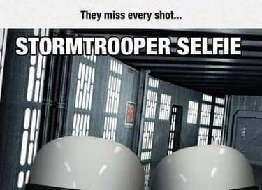 DaenerysM's tweet photo. @HamillHimself Hey, Mark, have you seen stormtroopers selfie? Neither have they 🤷😂 https://t.co/N7Q4r7D6K1